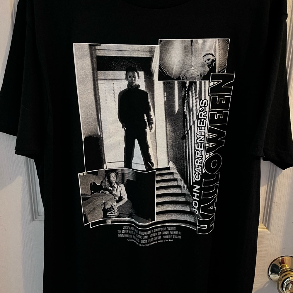 John Carpenter's Halloween Black Graphic Men’s Tee size large brand new